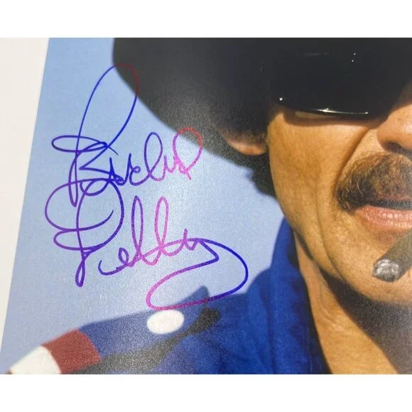 Richard Petty Signed Photo 11X14 Beckett COA NASCAR King - Picture 2 of 5